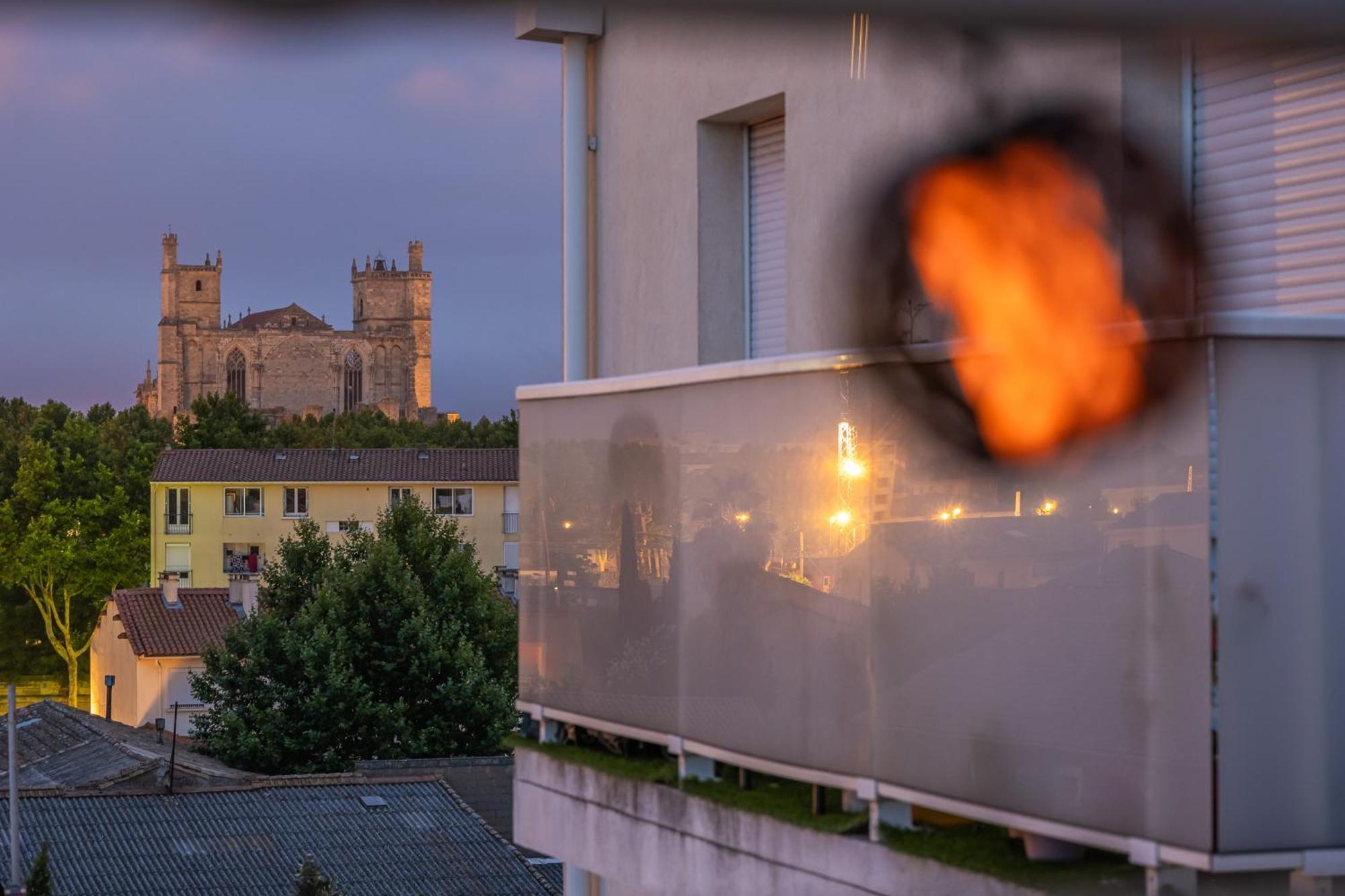 Appartement "Cote Canal", Terrasse , Climatisation , Parking Prive Narbonne Extérieur photo